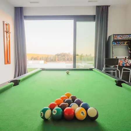 Piscina Privada Frente Golf Jerez Appartamento *